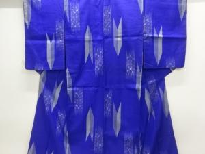 大正ロマン　矢羽根模様織り出し銘仙着物